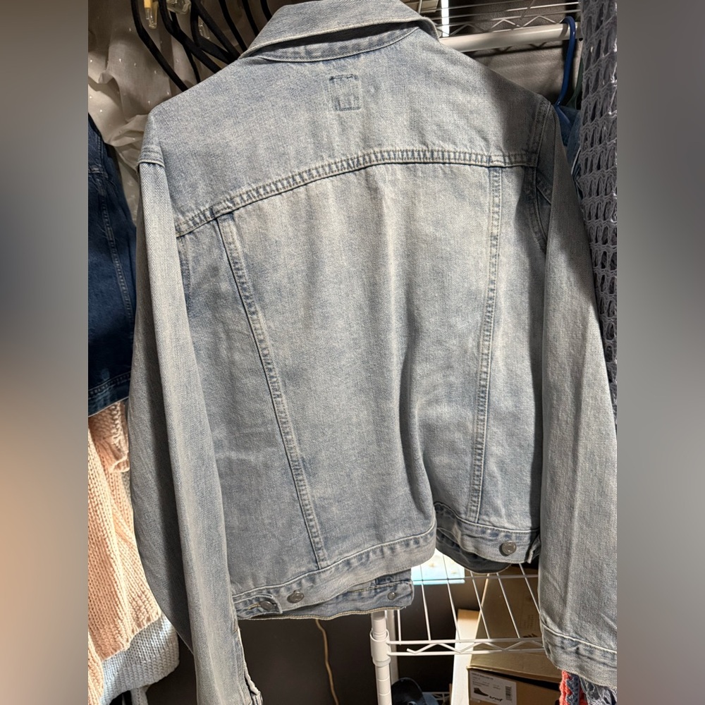 GAP Classic Blue Denim Jacket - Picture 4 of 5